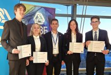 A dobogó harmadik fokán végzett Sydneyben a kolozsvári BBTE magyar közgazdász diákcsapata